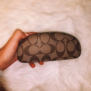 COACH SUNGLASSES HOLDER